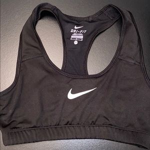 Sports bra